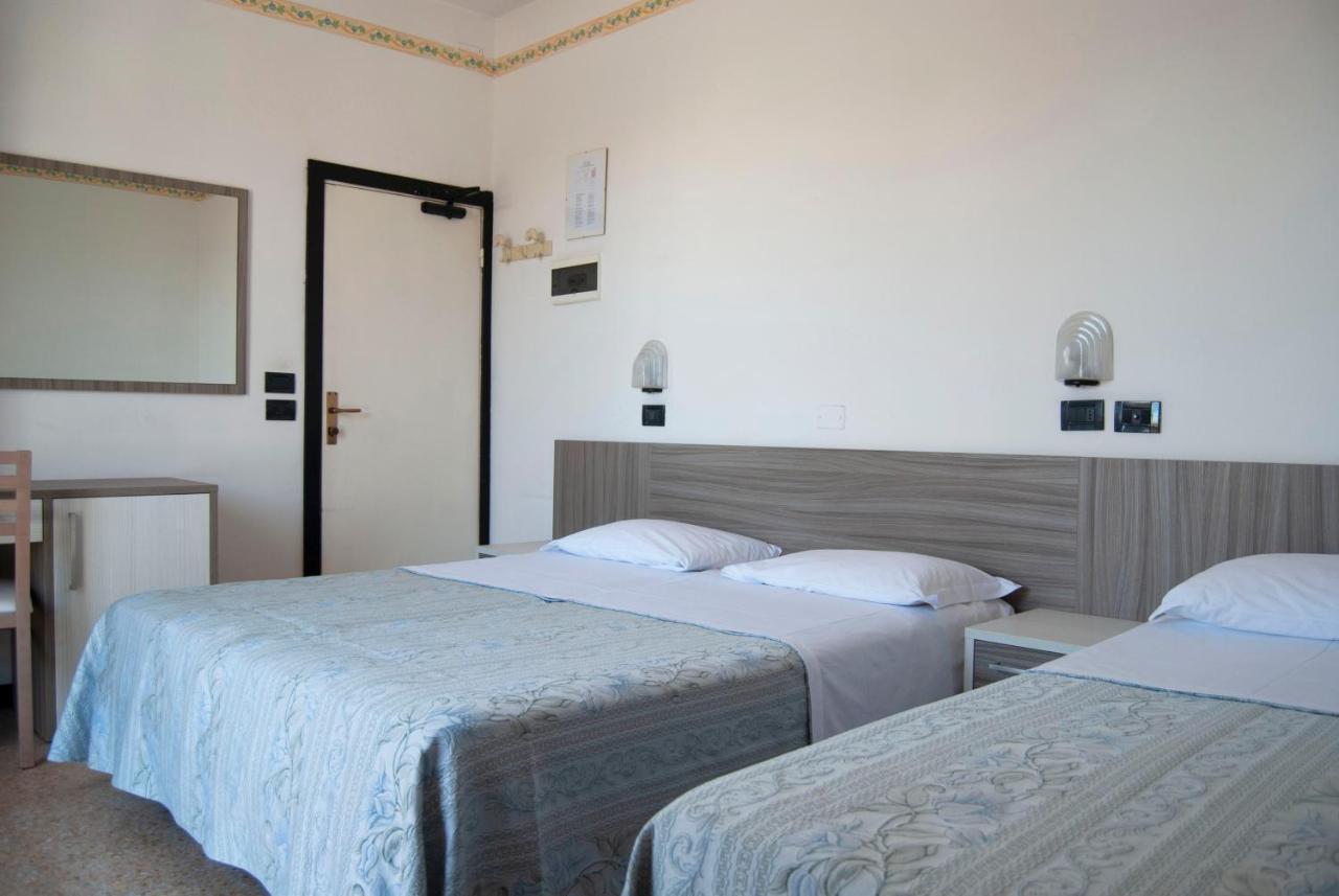 Hotel Ardesia Rimini Kültér fotó