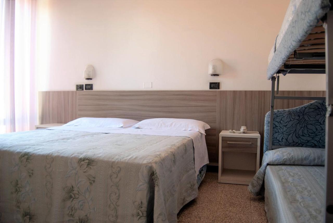 Hotel Ardesia Rimini Kültér fotó