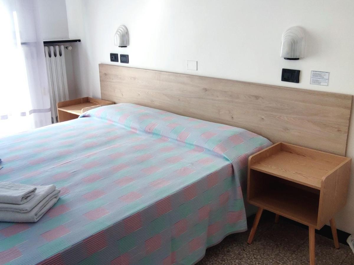 Hotel Ardesia Rimini Kültér fotó