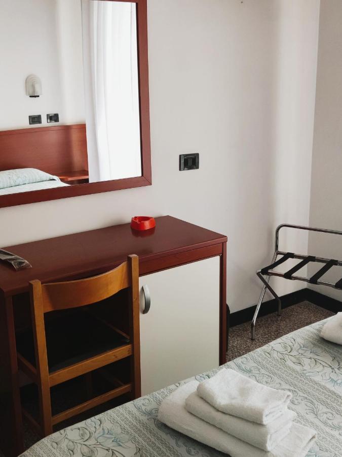 Hotel Ardesia Rimini Kültér fotó