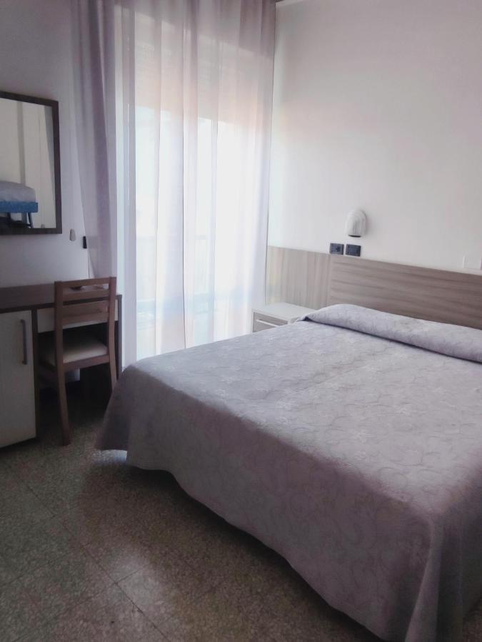 Hotel Ardesia Rimini Kültér fotó