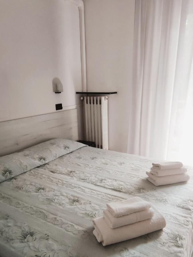 Hotel Ardesia Rimini Kültér fotó